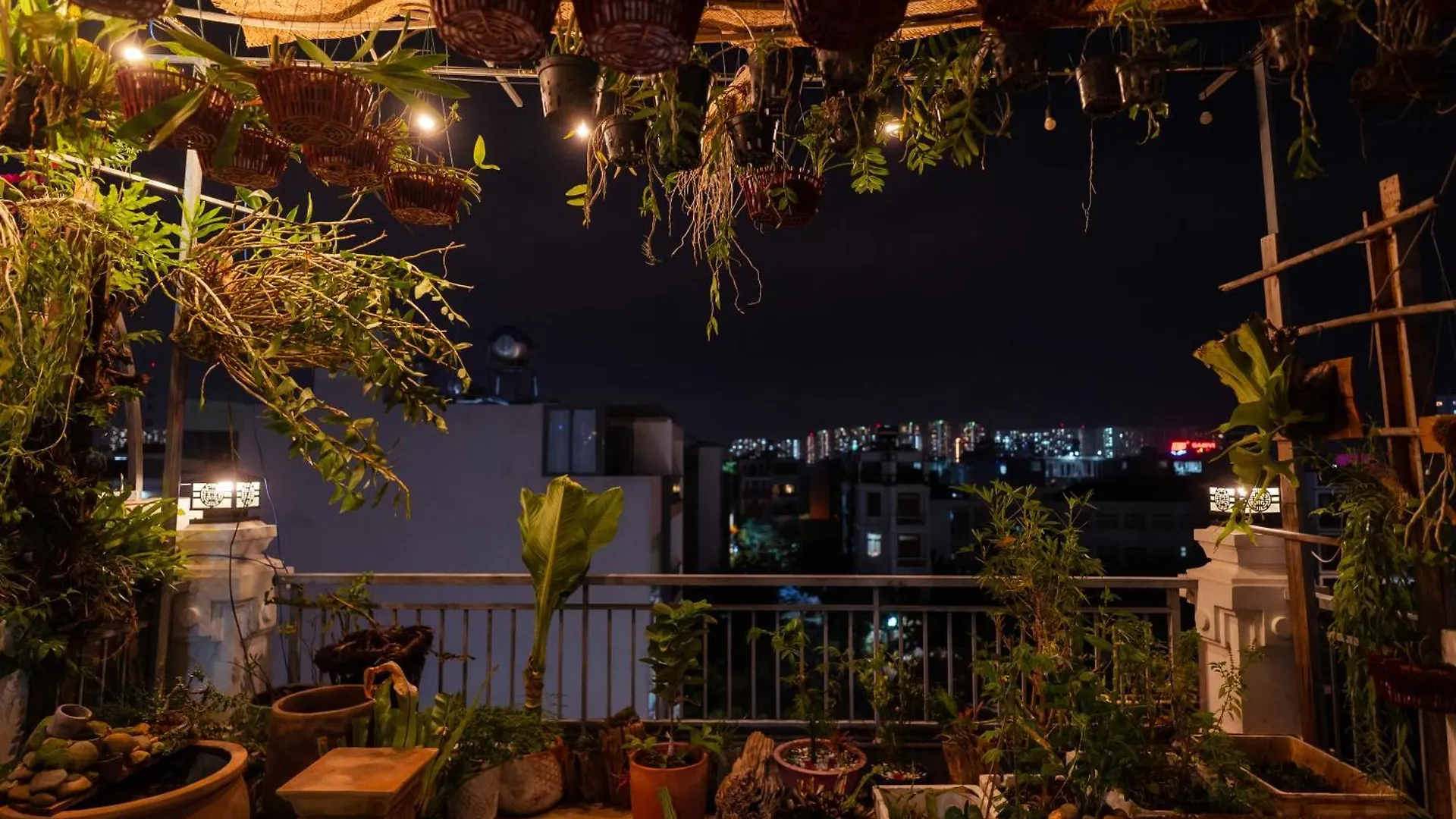 The Sophia Apartment - Thao Dien Central Ho Chi Minh City 3*,